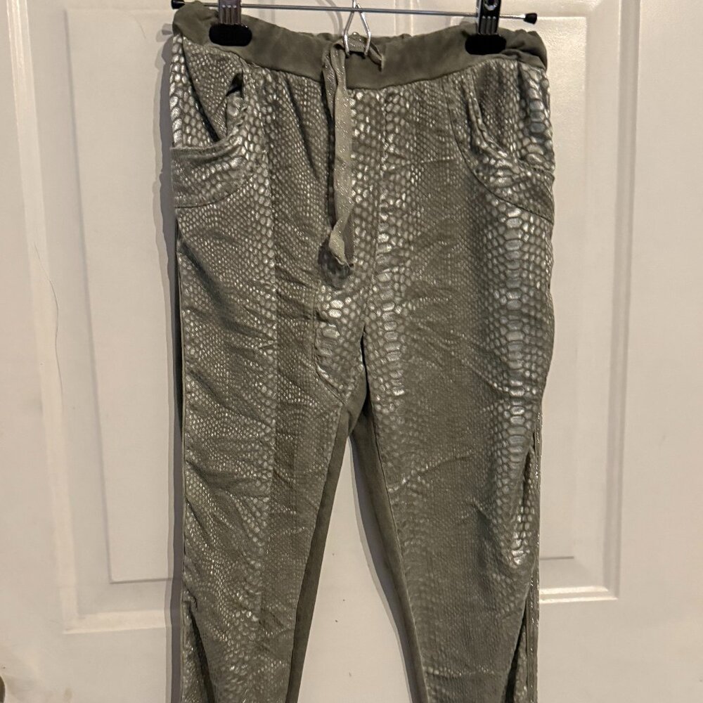 Greenish/Gold Pull on Magic Pants